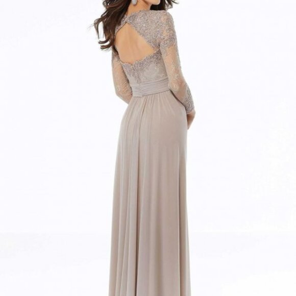 NEW NWT MGNY by Morilee 72118 Mother of The Bride Dress Sz 18 Taupe Sequin $439 - Picture 2 of 3